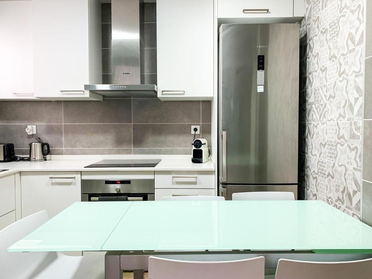 Apartamento Perfeccion Al Lado De Caldea Appartement Escaldes Buitenkant foto